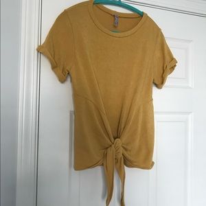 Alya Mustard Yellow Short Sleeve Twist Top (L)